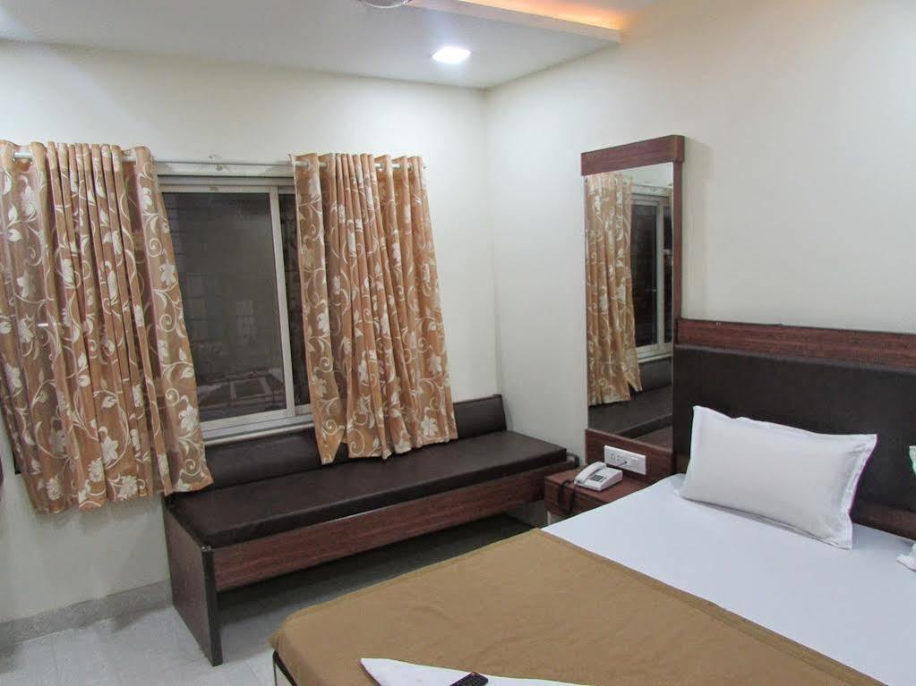 Hotel Royal Annex Mumbai Exterior foto